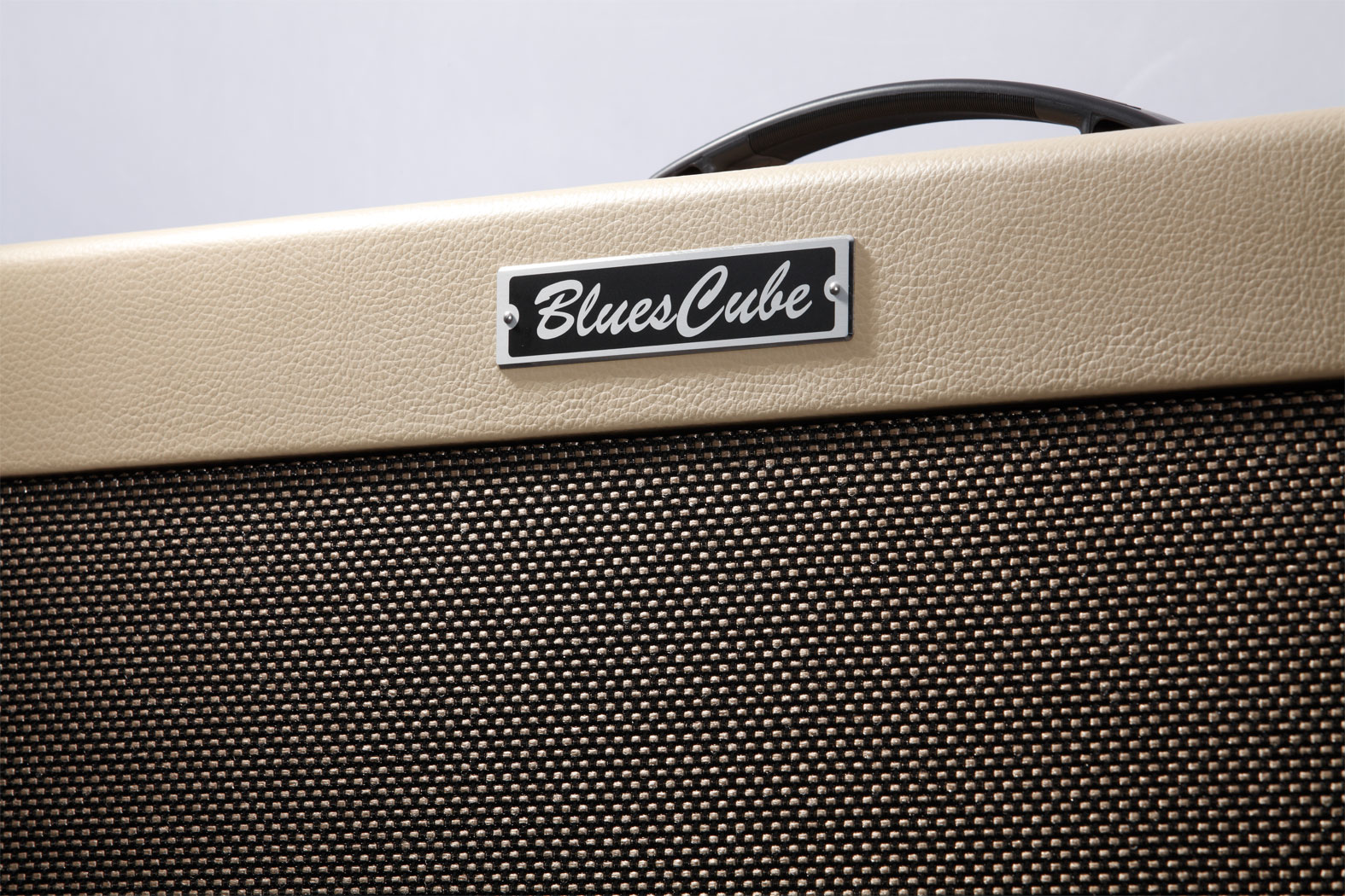 Blues cube. Roland Blues Cube.