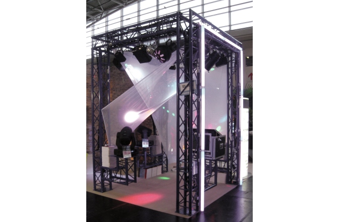 Alutruss DECOLOCK DQ3-S2000 3-Way Cross Beam bk