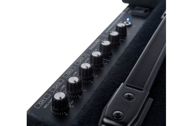 Amplificator combo pentru clape Roland KC-200