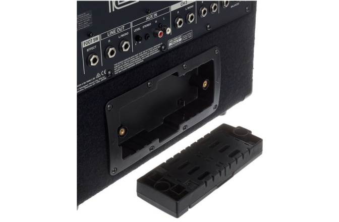 Amplificator combo pentru clape Roland KC-220