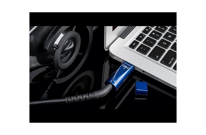 Amplificator de casti si DAC  Audioquest DragonFly Cobalt