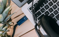 Amplificator de casti si DAC  Audioquest DragonFly Cobalt