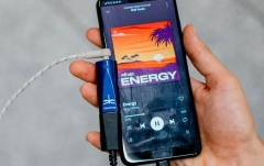 Amplificator de casti si DAC  Audioquest DragonFly Cobalt