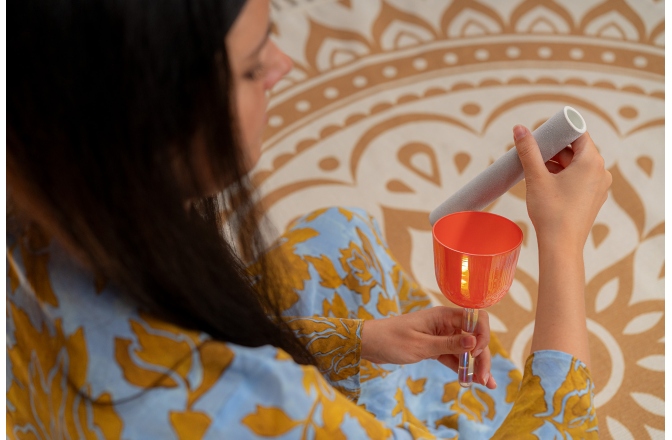 Bol de meditație cu mâner Meinl 3.25" Essence Solfeggio Crystal Singing Bowl 963 Hz, Coral Reef