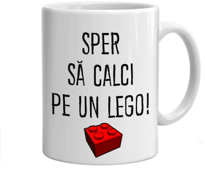 Cana Sper sa calci pe un LEGO
