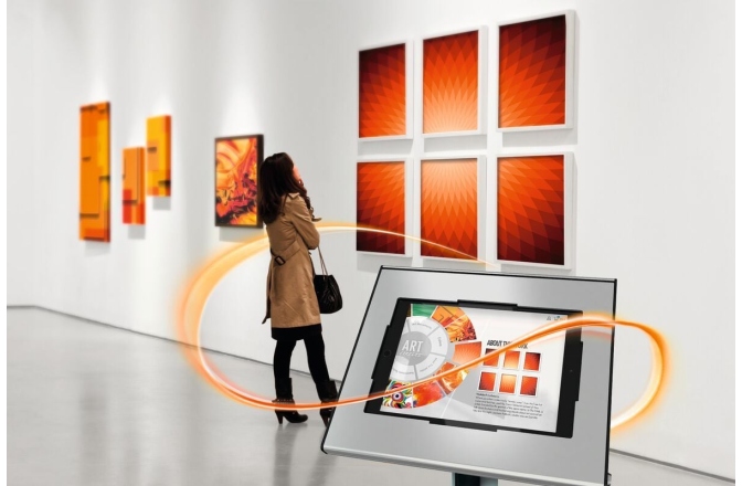 Carcasa pentru tablete  Vogels PTS2010, pentru tablete cu dimensiunile de minim 236x166x3mm si maxim 285x186x10mm