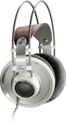 AKG K701