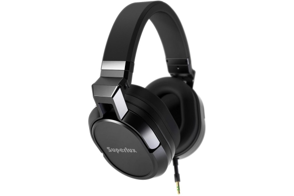HD685