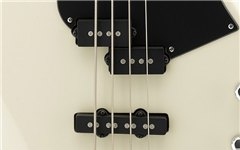 Chitara bass electric cu 5 corzi Yamaha BB 235 WH