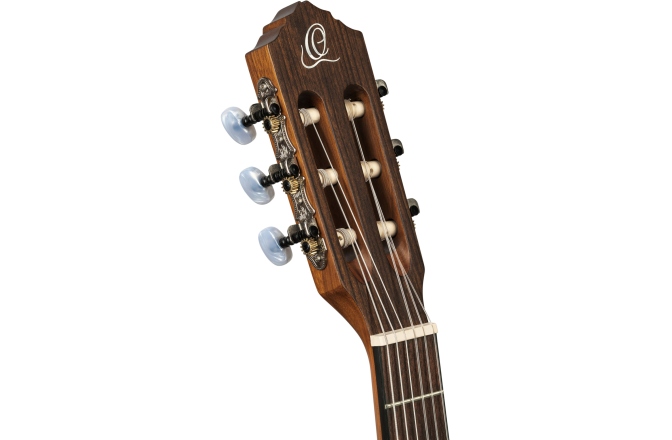 Chitară electro-clasică  Ortega Family Series 3/4 Nylon String Guitar 6-String - Natural + Gig Bag RCE125-3/4