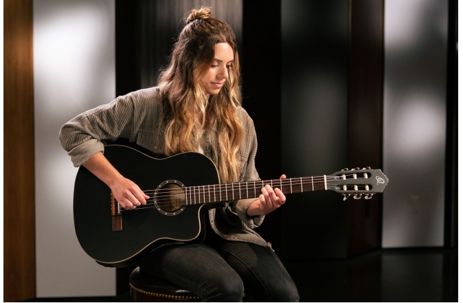 Chitară electro-clasică Ortega Family Thinline Cutaway RCE125SN-SBK