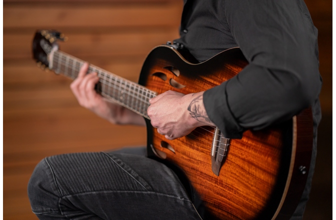 Chitară electro- clasică Ortega TourPlayer DeLuxe Lefty - Acacia Burst + Gig Bag