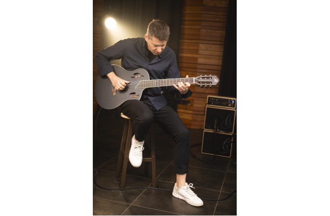 Chitară Electro-Clasică Ortega TourPlayer DeLuxe Nylon 6 String Spruce Black + Gig Bag