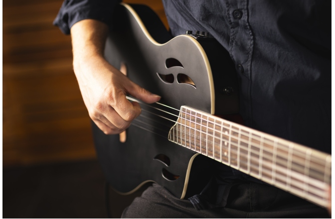 Chitară Electro-Clasică Ortega TourPlayer DeLuxe Nylon 6 String Spruce Black + Gig Bag