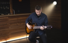 Chitară Electro-Clasică Ortega TourPlayer DeLuxe Nylon Acacia Burst + Gig Bag