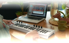 Claviatură MIDI / sequencer Arturia KeyStep 37