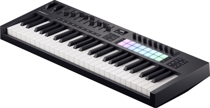 Novation Launchkey 49 MK4
