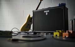 Combo pentru chitara electrică Boss Katana 100 MK2