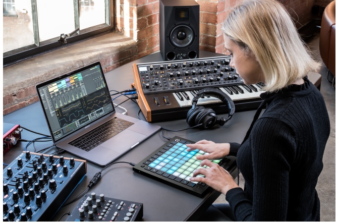 Controler Ableton Live Novation Launchpad Pro mk3