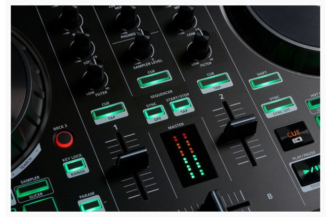 Controller DJ cu 2 canale Roland DJ-202