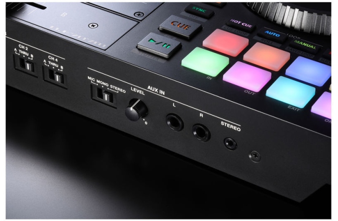 Controller DJ profesional Roland DJ-707M