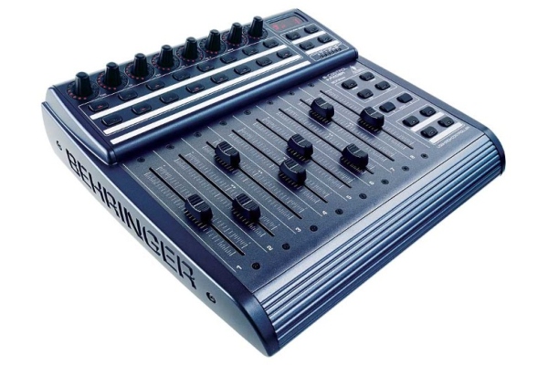 Behringer BCF2000