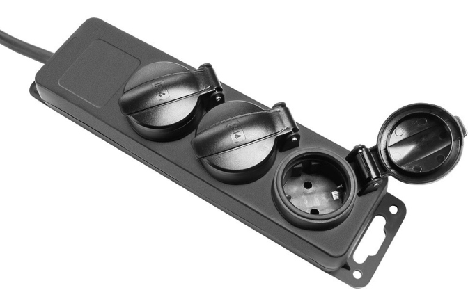 Distribuitor de Curent Adam Hall 3-Outlet Power Strip IP44 8747 IP 3