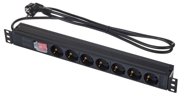 Adam Hall Power Strip 87471 X7