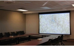 Ecran de proiectie electric incastrabil in tavan Elitescreens Evanesce Tab-Tension Series 202cm x 126cm