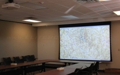 Ecran de proiectie electric incastrabil in tavan Elitescreens Evanesce Tab-Tension Series 265cm x 149cm