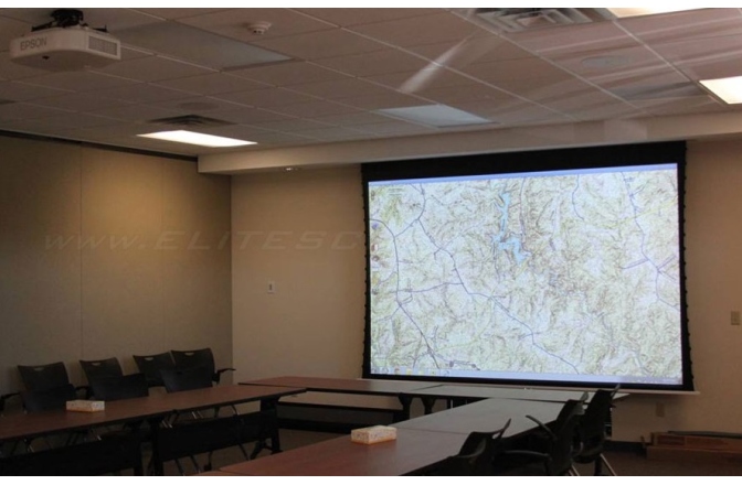 Ecran de proiectie electric incastrabil in tavan Elitescreens Evanesce Tab-Tension Series 271cm x 169cm