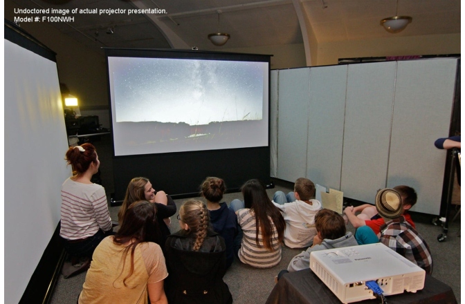 Ecran de proiecție Elitescreens Ecran proiectie portabil Pull Up, 203 x 152 cm  ezCinema F100NWV, format 4:3