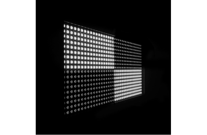 Efect de lumini LED Strobe, Blinder si Wash Light Cameo Thunder Wash 600 W