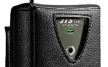 Emitator de buzunar cu microfon de tip lavaliera