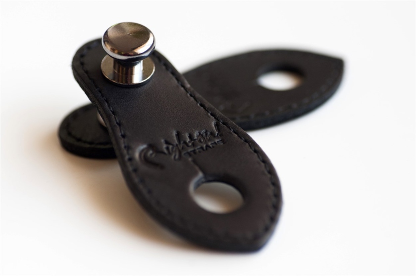 RightOn End-pin Jack Strap Link Black