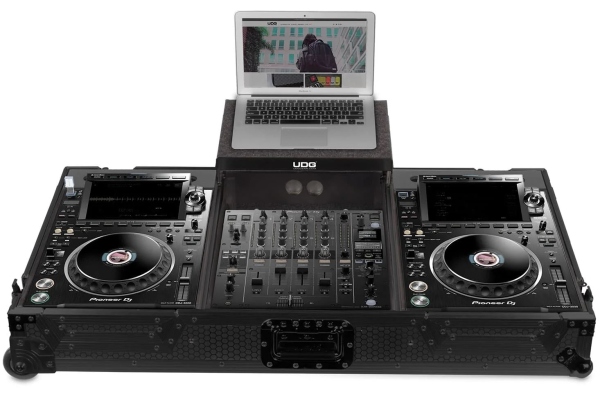 Ultimate Flight Case CDJ-3000/ 900NXS2 Plus - Laptop Shelf + Wheels Ultimate Flight Case CDJ-3000/ 900NXS2 Plus - Laptop Shelf + Wheels