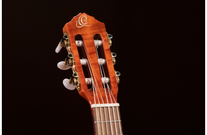 Guitarlele Ortega Timber Series Guitarlele - Flamed Mahogany + Bag