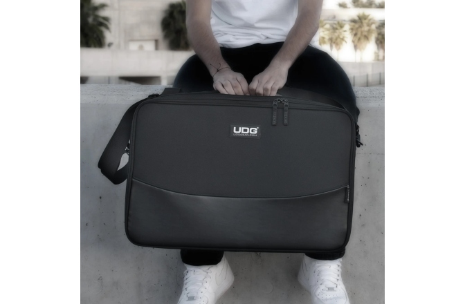 Husă controler UDG Urbanite MIDI Controller Sleeve Medium