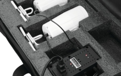 Husă de transport cu încărcare pentru 4 lampi AKKU Eurolite SB-4C softbag with charger