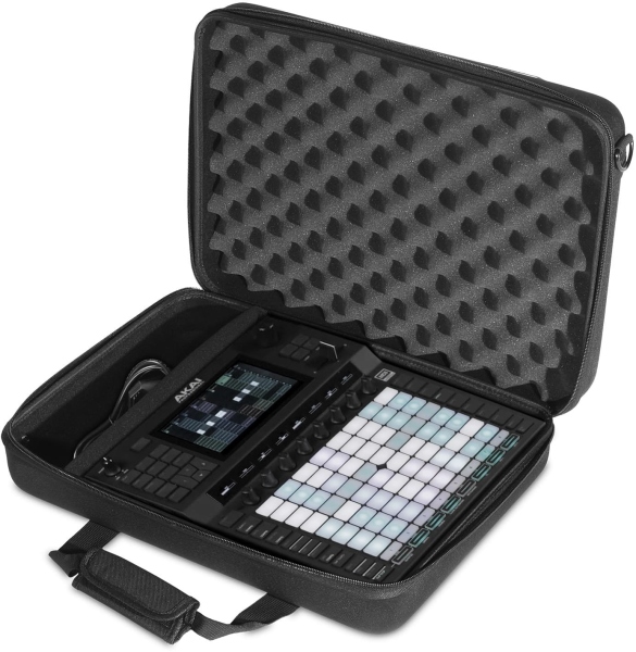 UDG Creator Hardcase Akai Force