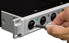 Interfață audio Steinberg AXR4T