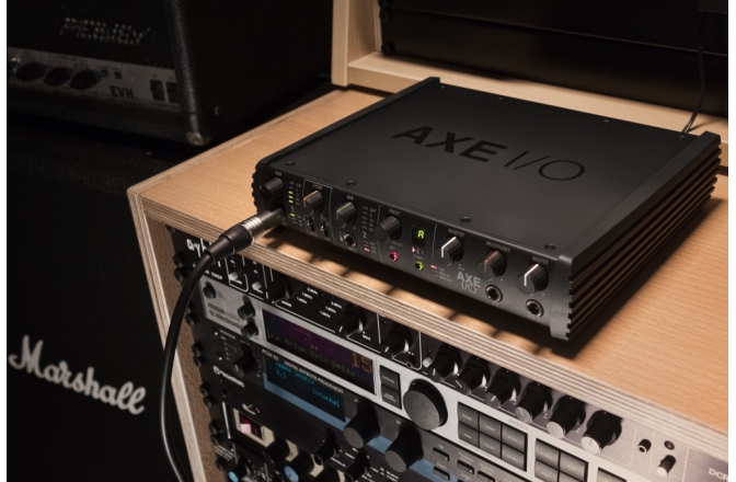 Interfata audio USB IK Multimedia AXE I/O