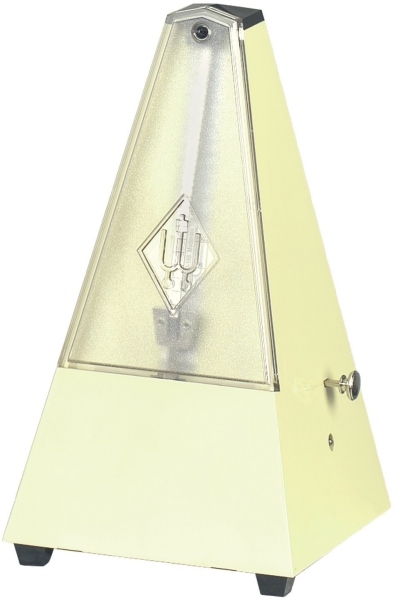 Wittner Forma de piramida Culoarea fildesului 817K