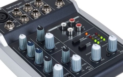Mixer Analogic cu 5 Canale Behringer Xenyx 502S