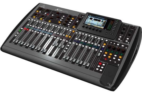 Behringer X32