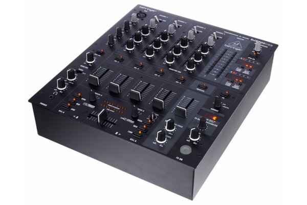 Behringer DJX900USB