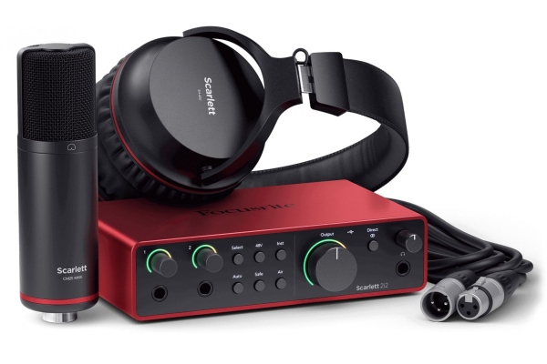 Focusrite Scarlett 2i2 Studio 4th Gen