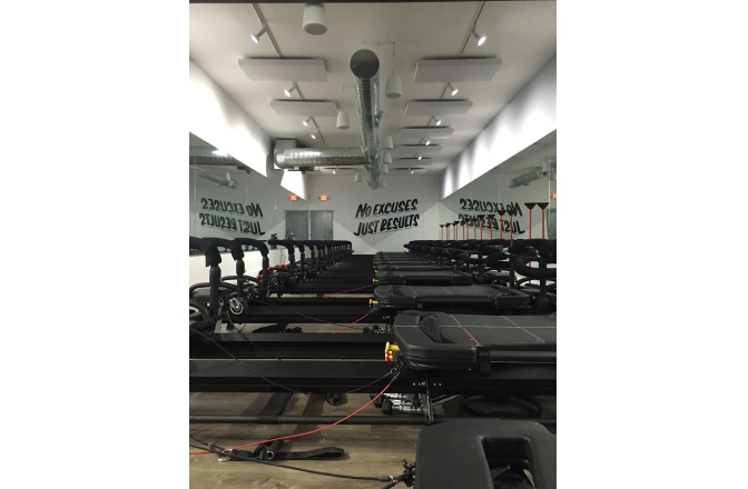 Panou de absorbție GIK Acoustics Acoustic Panels Spot Narrow 6Box Maroon EJ038