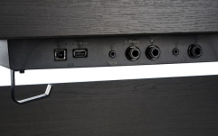 Pian digital cu 88 de clape Roland HP-704 CH