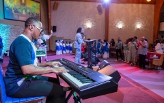 Pian digital de scenă Roland RD-2000 EX